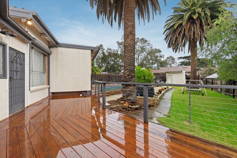 Photo - 18 Melrose Avenue, Macleod VIC 3085 - Image 4