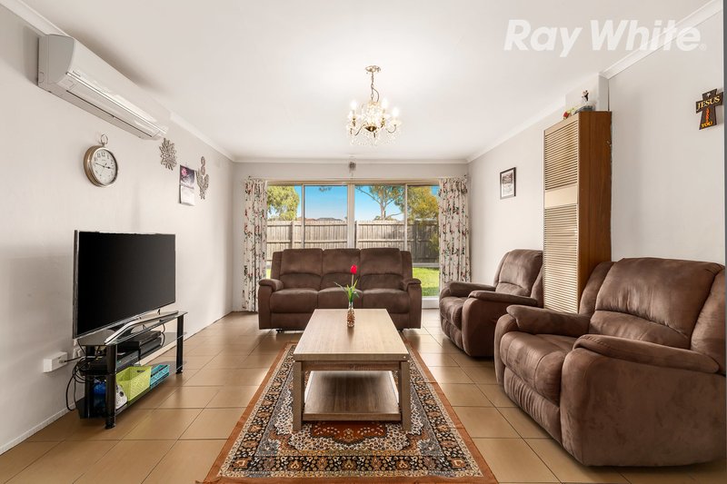 Photo - 18 Memorial Avenue, Epping VIC 3076 - Image 3