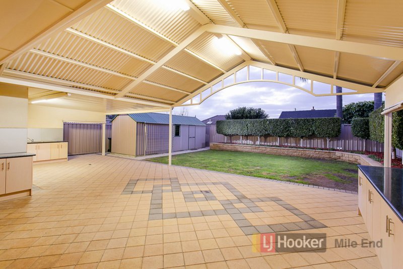 Photo - 18 Mercurio Drive, Flinders Park SA 5025 - Image 4