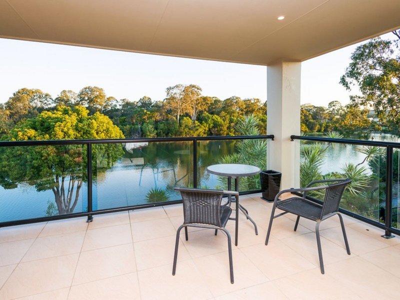 Photo - 18 Meridien Av , Varsity Lakes QLD 4227 - Image 16