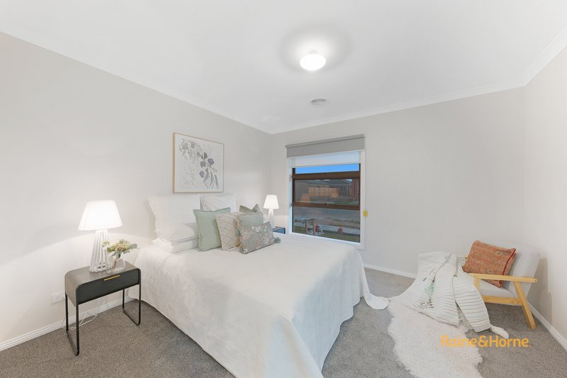 Photo - 18 Messmate Street, Officer VIC 3809 - Image 6