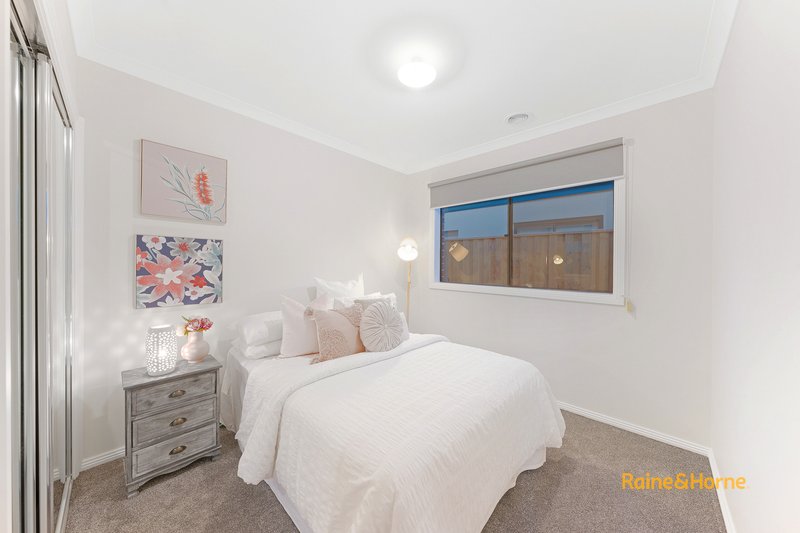 Photo - 18 Messmate Street, Officer VIC 3809 - Image 8