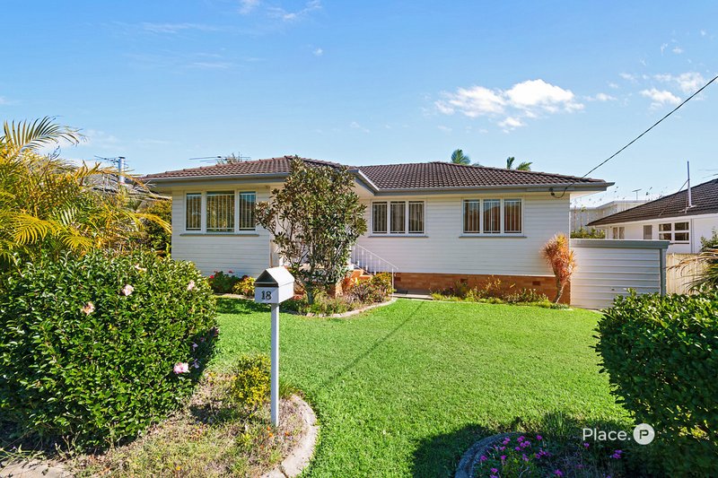 Photo - 18 Meyrick Street, Cannon Hill QLD 4170 - Image 1