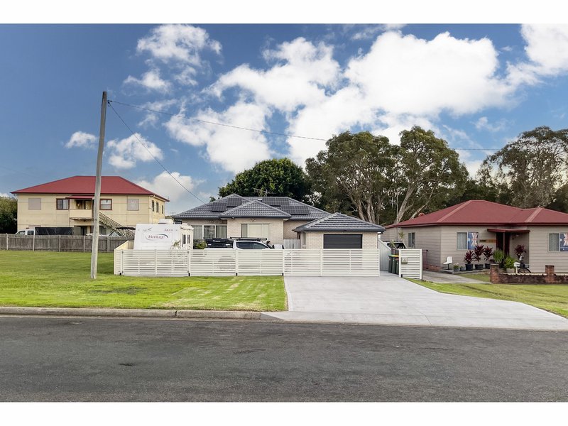 Photo - 18 Middle Street, Forster NSW 2428 - Image 2