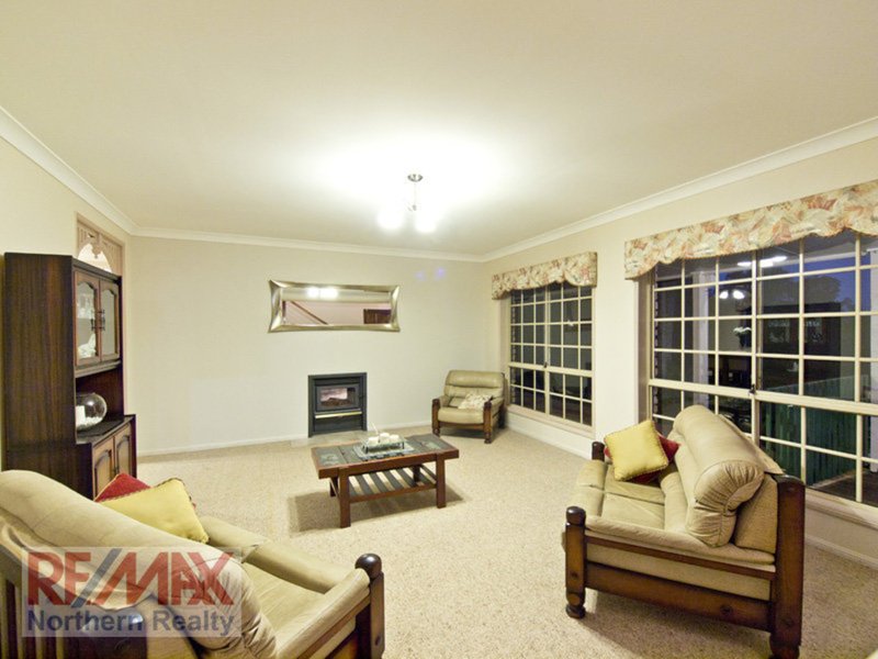 Photo - 18 Milford Court, Eatons Hill QLD 4037 - Image 12