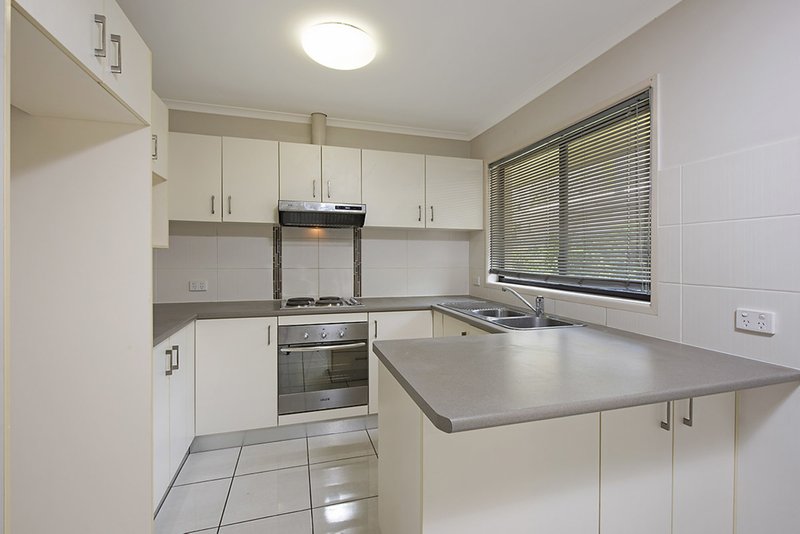 Photo - 18 Mill Street, Landsborough QLD 4550 - Image 3