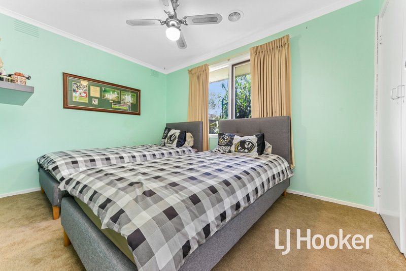 Photo - 18 Millswyn Avenue, Hampton Park VIC 3976 - Image 8