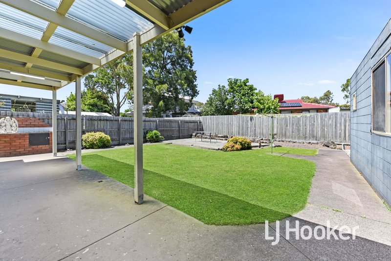 Photo - 18 Millswyn Avenue, Hampton Park VIC 3976 - Image 13