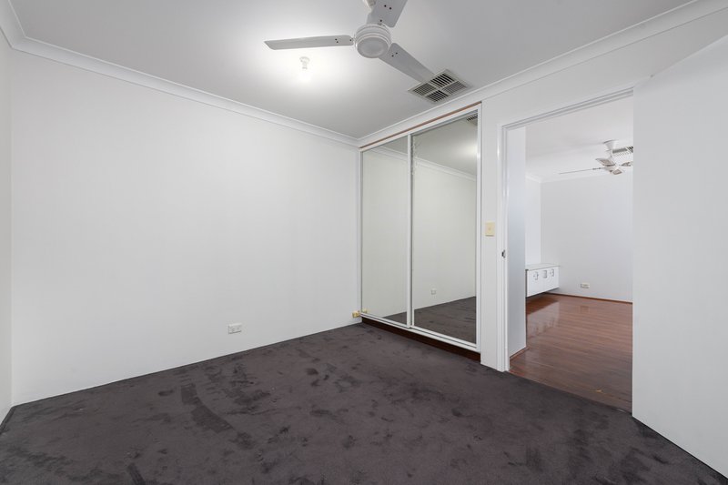 Photo - 18 Minigwal Loop, Waikiki WA 6169 - Image 6