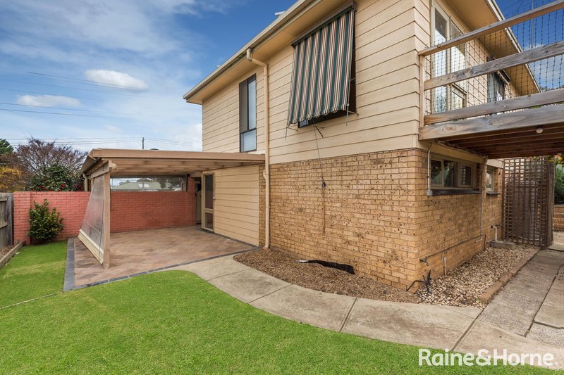 Photo - 18 Mitchells Lane, Sunbury VIC 3429 - Image 11