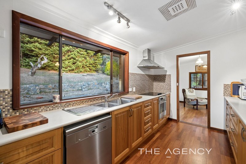 Photo - 18 Mofflin Avenue, Darlington WA 6070 - Image 13