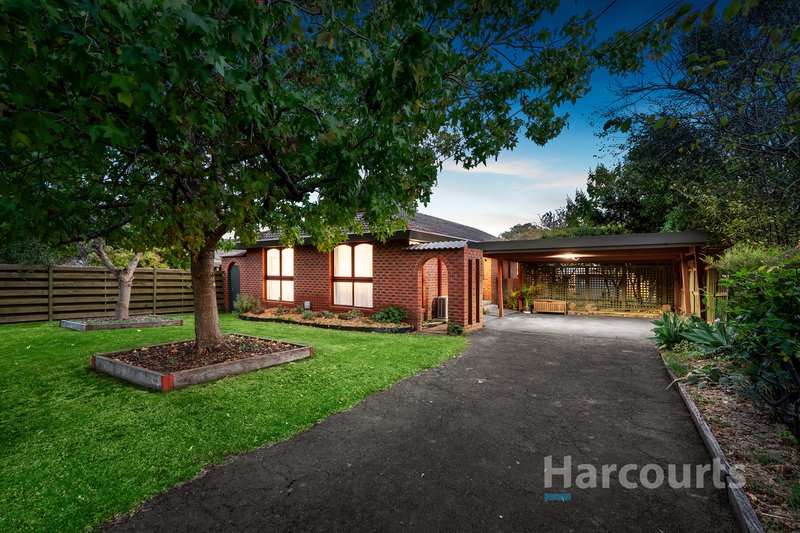 18 Monaro Close, Wantirna South VIC 3152