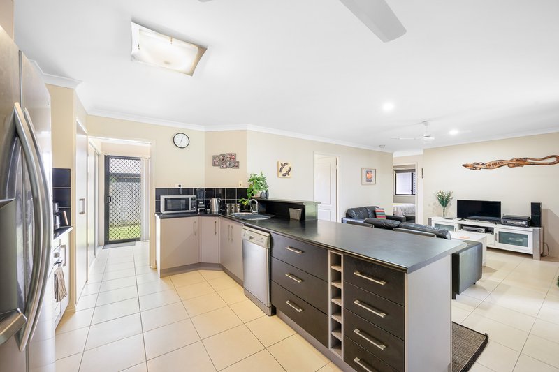 Photo - 18 Monterey Way, Calliope QLD 4680 - Image 3