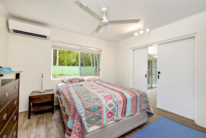 Photo - 18 Moonah Street, Holloways Beach QLD 4878 - Image 4