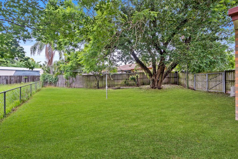 Photo - 18 Moonstone Place, Acacia Ridge QLD 4110 - Image 18