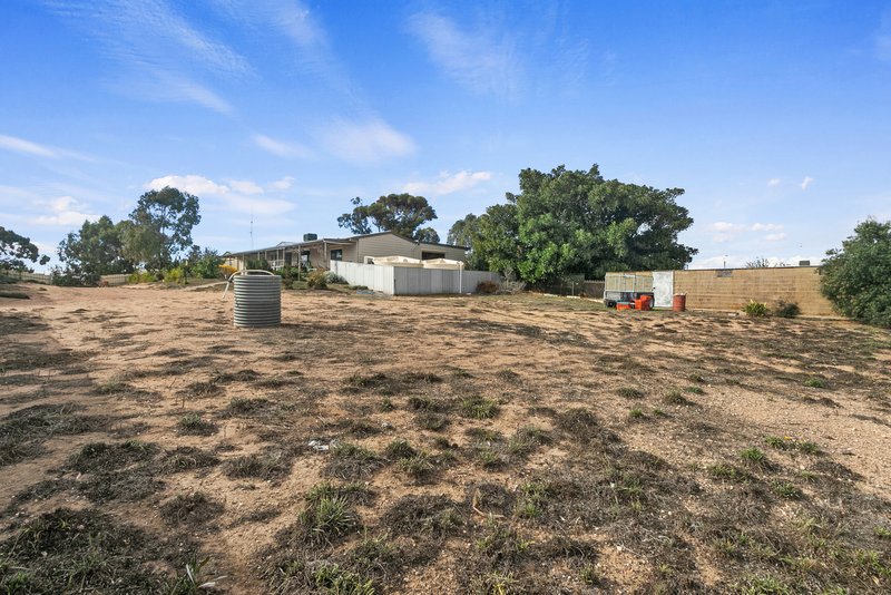 Photo - 18 Moontana Avenue, Moonta Bay SA 5558 - Image 34