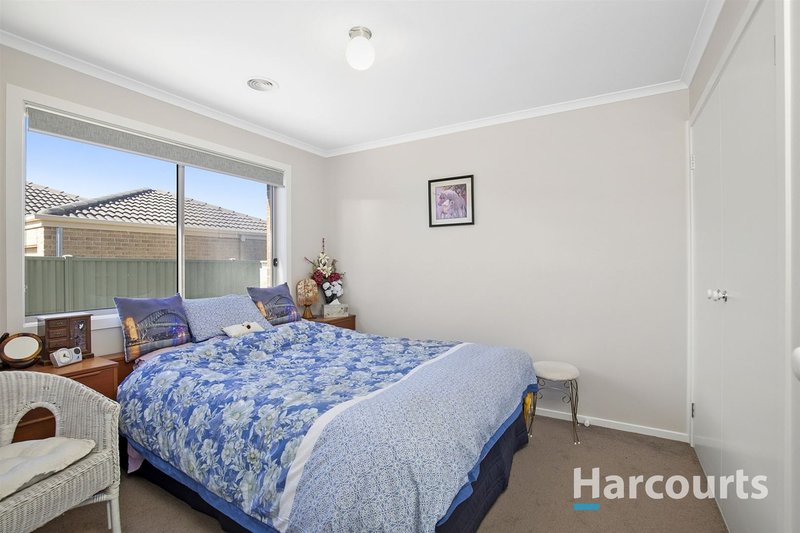 Photo - 18 Moorabool Drive, Ballan VIC 3342 - Image 7