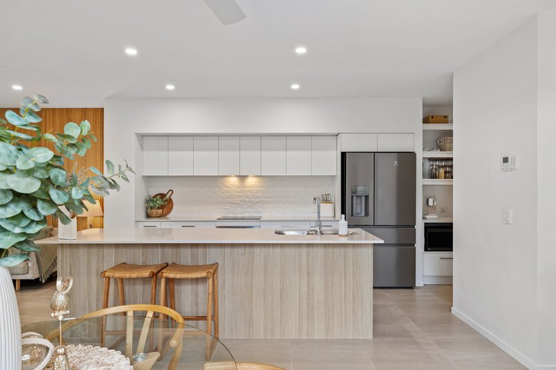 Photo - 1/8 Moore Street, Victoria Point QLD 4165 - Image 7