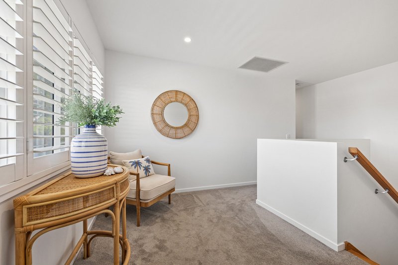 Photo - 1/8 Moore Street, Victoria Point QLD 4165 - Image 12