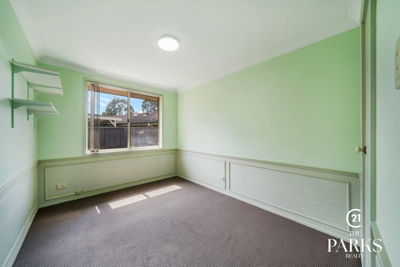 Photo - 18 Moorhouse Crescent, Edensor Park NSW 2176 - Image 18