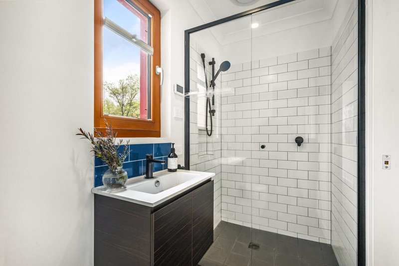 Photo - 18 Morphett Street, Dickson ACT 2602 - Image 12