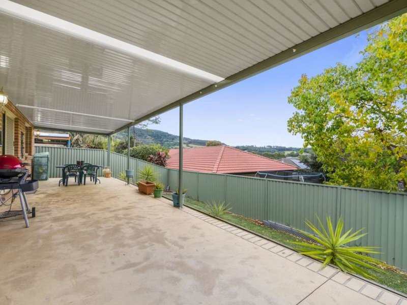 Photo - 18 Mortlock Drive, Albion Park NSW 2527 - Image 14