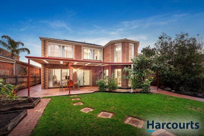 Photo - 18 Mosman Close, Wantirna South VIC 3152 - Image 10