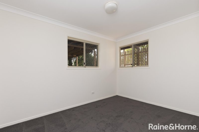 Photo - 18 Mossman Street, Taringa QLD 4068 - Image 6