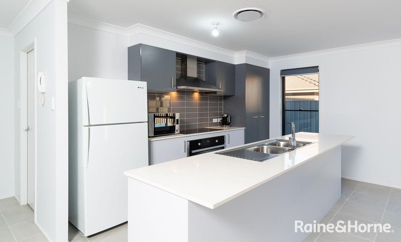 Photo - 18 Mountain Ash Drive, Cooranbong NSW 2265 - Image 2