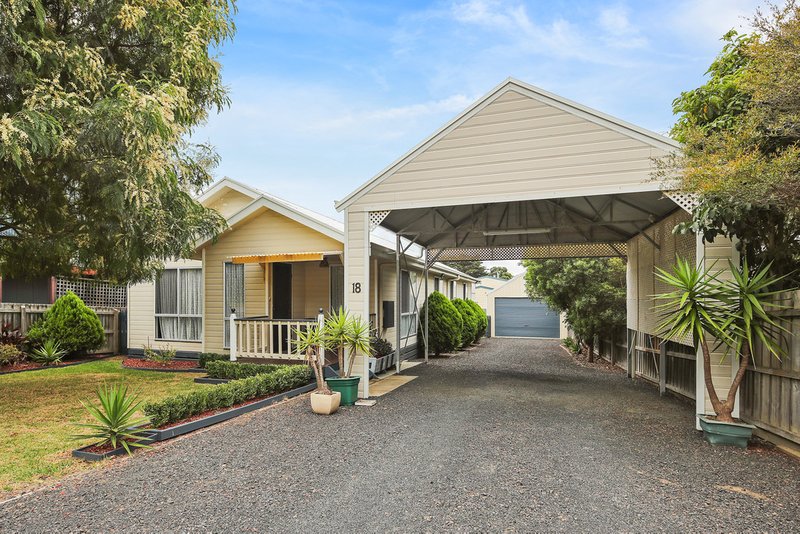 Photo - 18 Mountainview Avenue, Ventnor VIC 3922 - Image 2