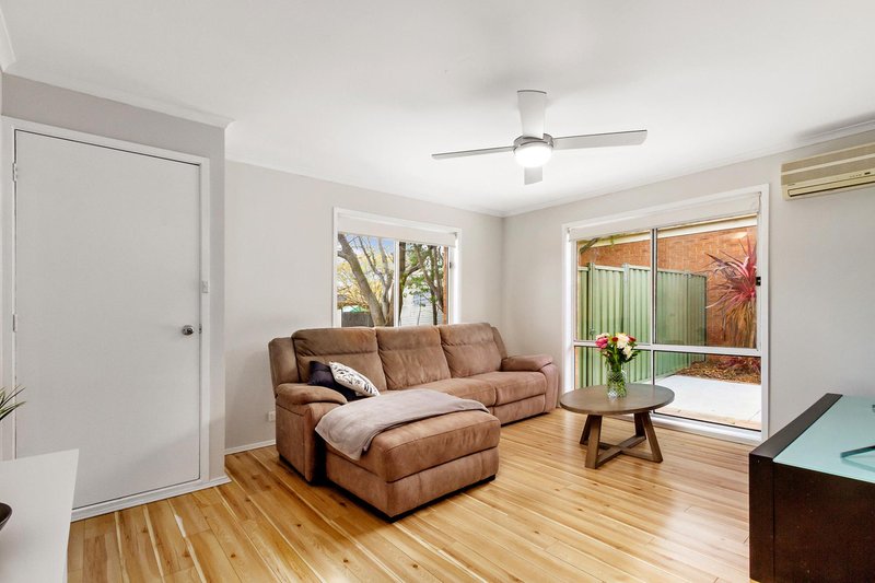 Photo - 18 Mundang Crescent, Ngunnawal ACT 2913 - Image 3