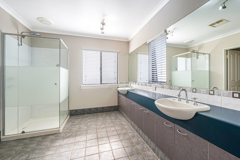 Photo - 18 Mundaring Crescent, Dawesville WA 6211 - Image 18
