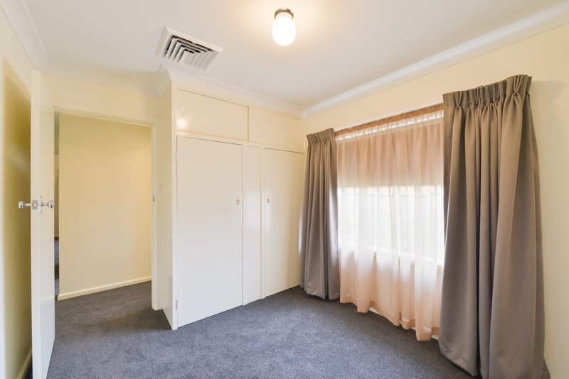 Photo - 18 Murrawai Street, Tamworth NSW 2340 - Image 8