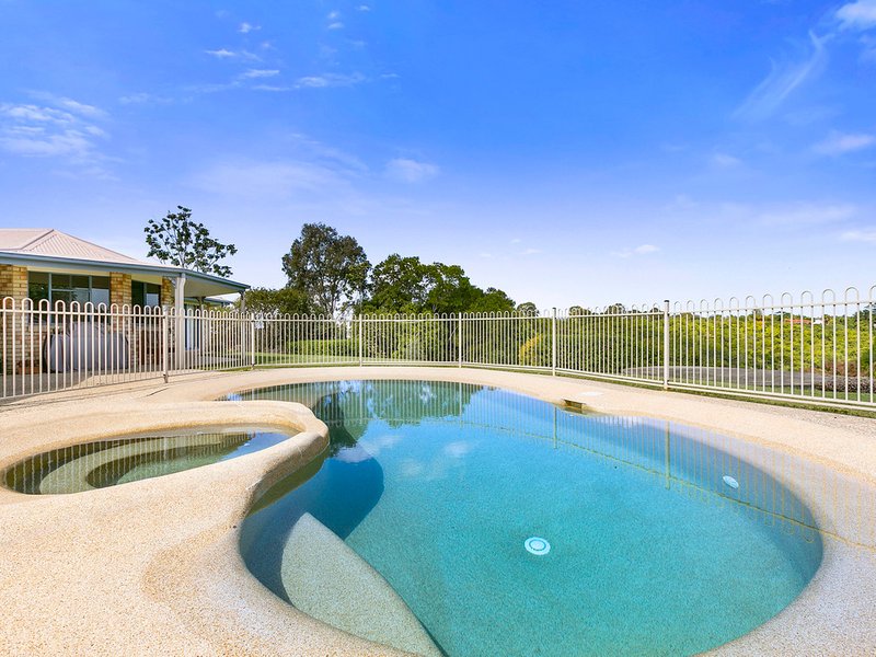 18 Myrtle Court, Black Mountain QLD 4563