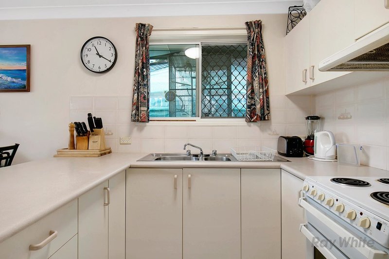 Photo - 18 Neath Street, Sunnybank Hills QLD 4109 - Image 5