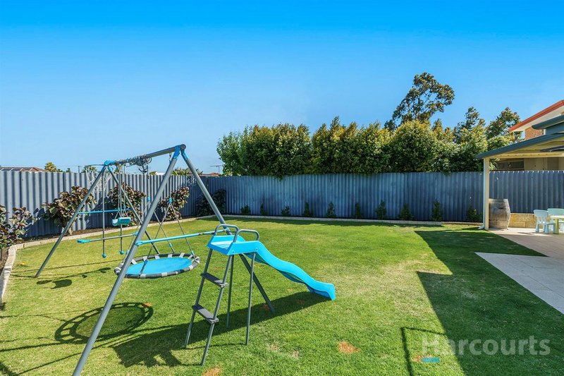 Photo - 18 Nekaya Way, Duncraig WA 6023 - Image 12