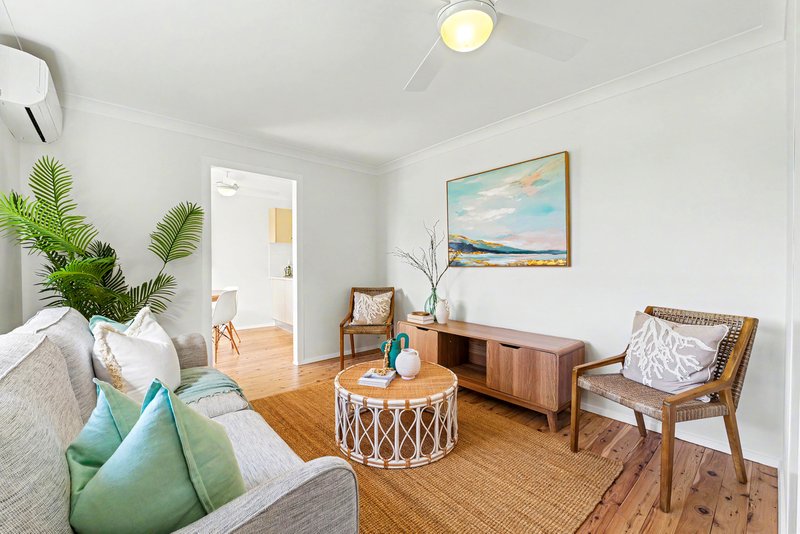Photo - 18 Newell Road, Macmasters Beach NSW 2251 - Image 3