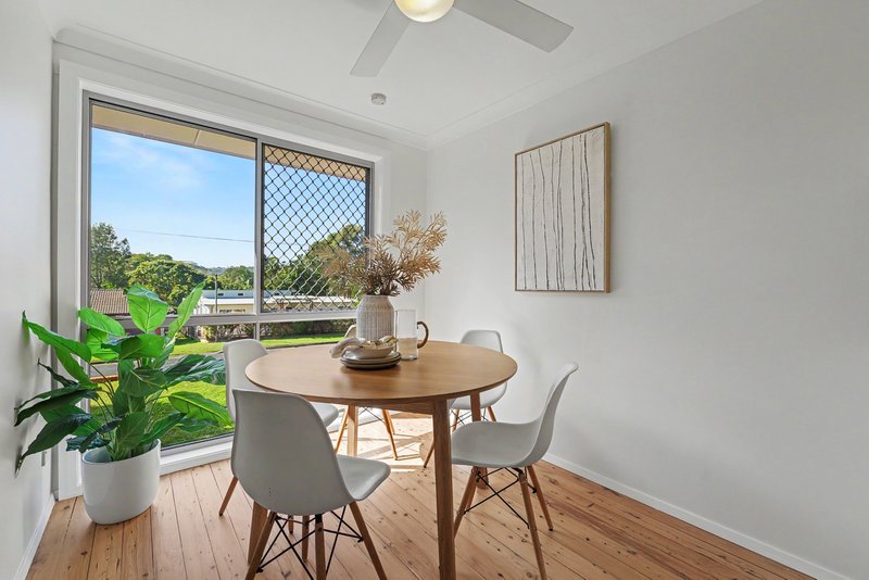 Photo - 18 Newell Road, Macmasters Beach NSW 2251 - Image 7