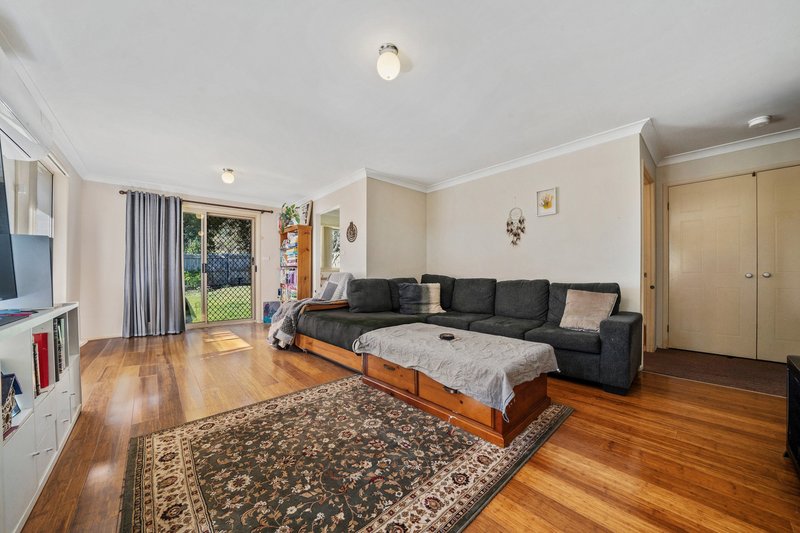 Photo - 18 Newnham Street, Dean Park NSW 2761 - Image 3