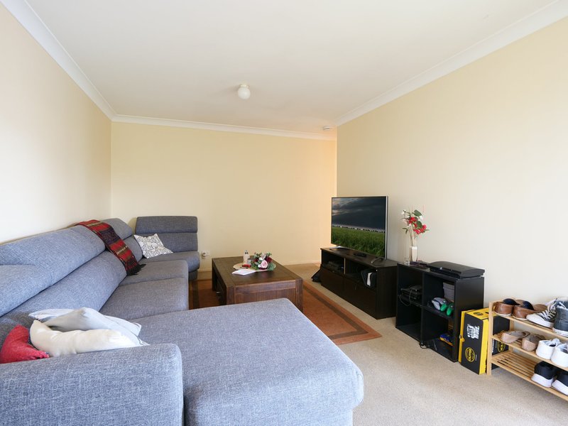 Photo - 18 Nicholas Conoly Drive, Singleton NSW 2330 - Image 2