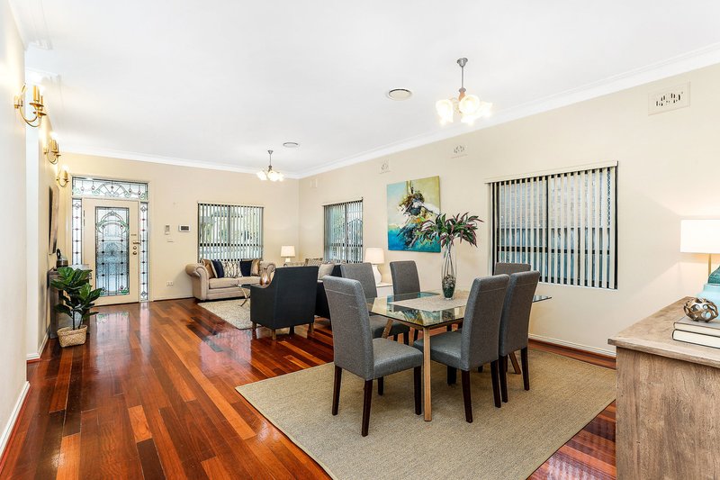 Photo - 18 Nicholson Street, Burwood NSW 2134 - Image 6