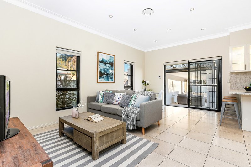 Photo - 18 Nicholson Street, Burwood NSW 2134 - Image 7