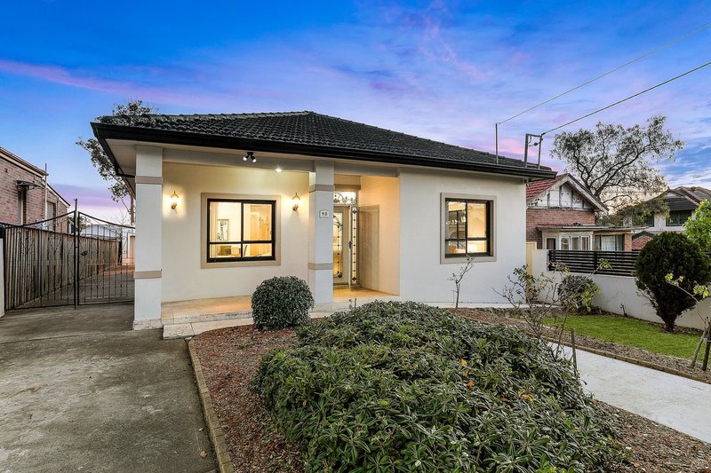 Photo - 18 Nicholson Street, Burwood NSW 2134 - Image 9