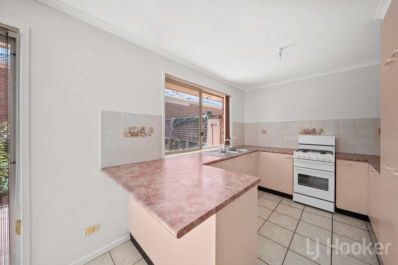 Photo - 18 Noongale Court, Ngunnawal ACT 2913 - Image 5