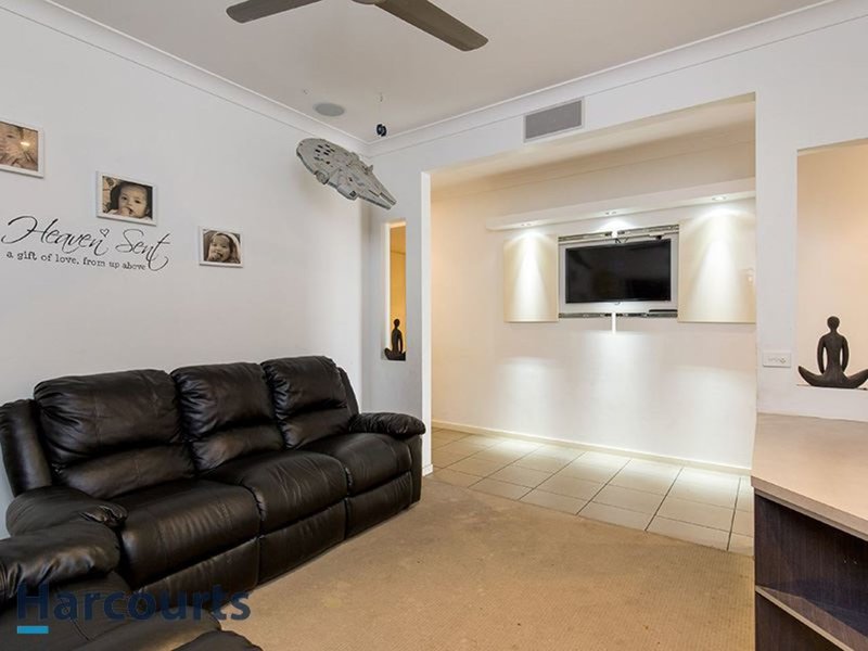 Photo - 18 Norland St , Warner QLD 4500 - Image 6