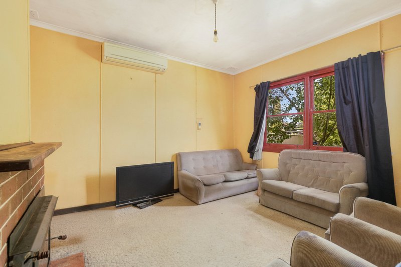 Photo - 18 Norman Avenue, Bega NSW 2550 - Image 5