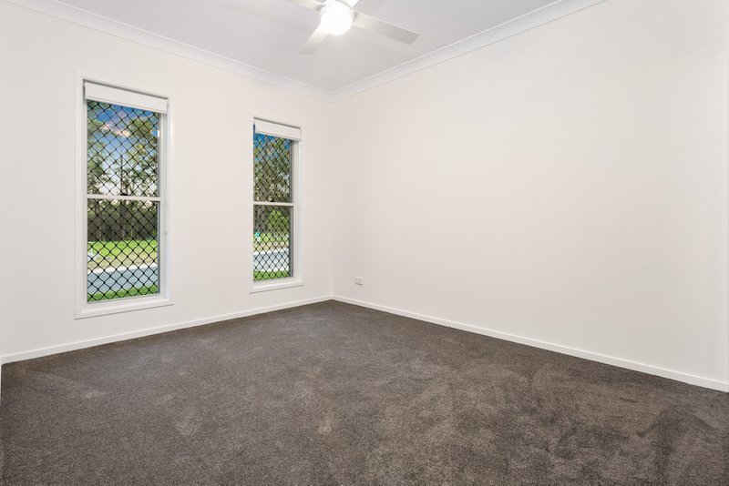 Photo - 18 Nunderi Cres , Doolandella QLD 4077 - Image 12