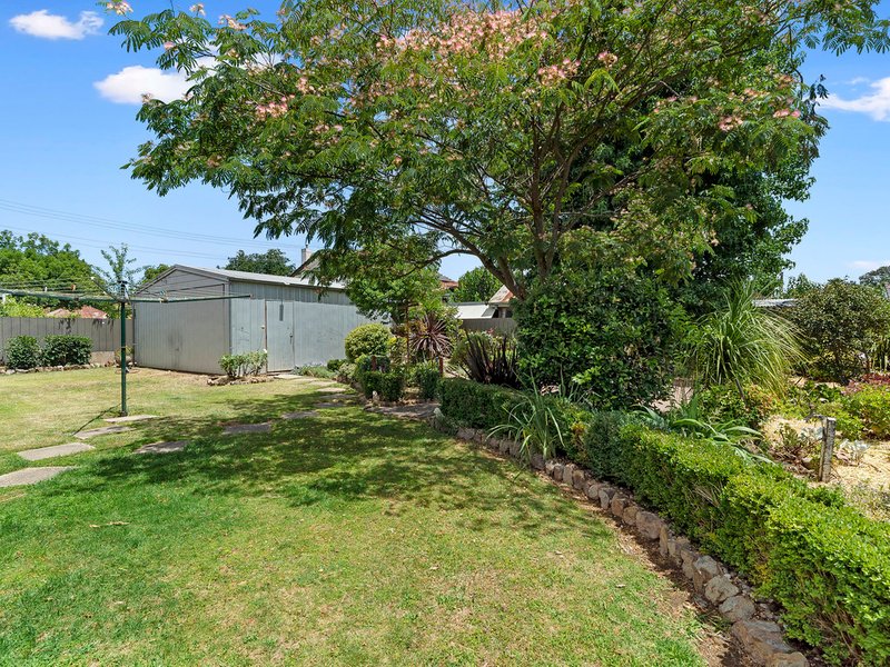 Photo - 18 Nunn Street, Benalla VIC 3672 - Image 9