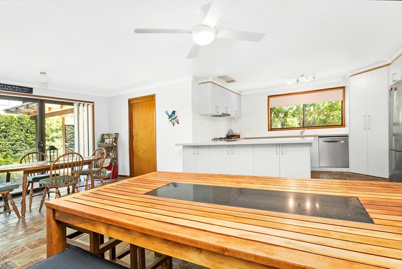 Photo - 18 Ocean Beach Road, Shoal Bay NSW 2315 - Image 4