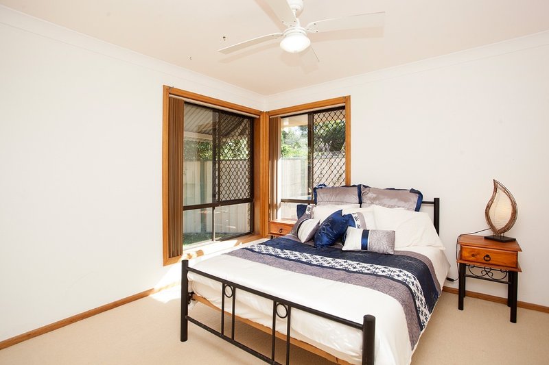 Photo - 18 Oceanic Place, Old Bar NSW 2430 - Image 17